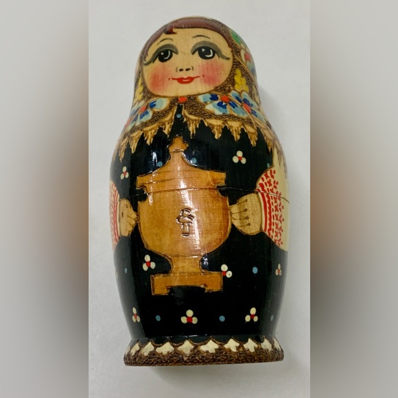 Vtg Soviet Era USSR Russian Female 7 Generation Textured Matryoshka Dolls - Picture 5 of 16